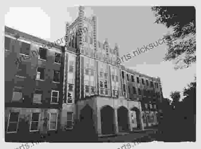 The Eerie Waverly Hills Sanatorium, A Former Tuberculosis Hospital With A Reputation For Paranormal Activity True Ghost Stories: Real Haunted Hospitals And Mental Asylums